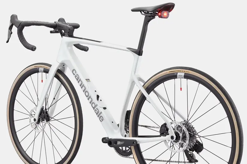 Cannondale cynapse carbon 3 smartsense cestny endurance bicykel 5