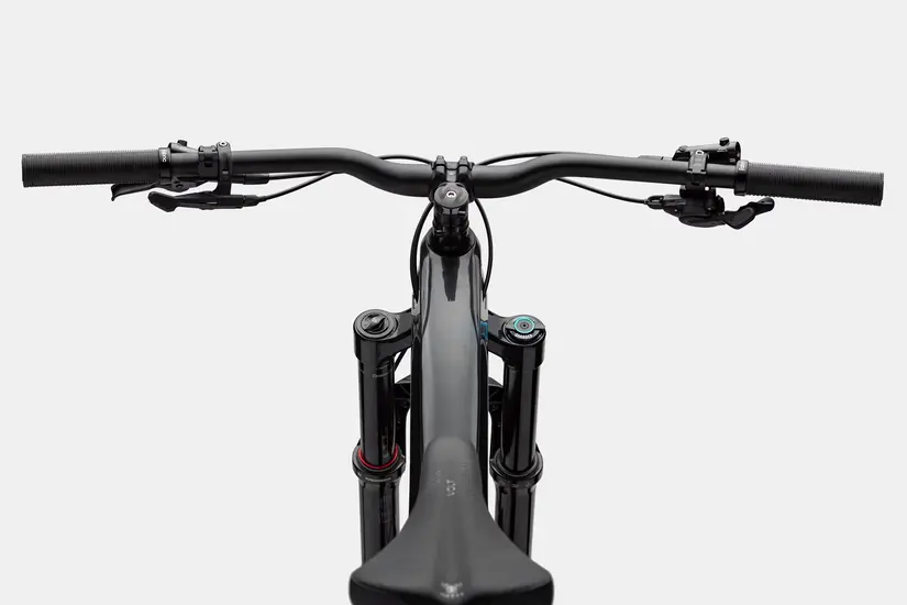 Cannondale jekyll carbon 2 celoodpruzeny karbonovy enduro bike 2
